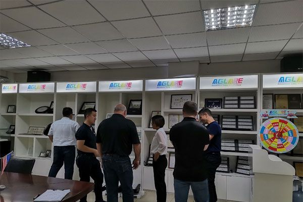 接待和记官网美国客户来造访我们！